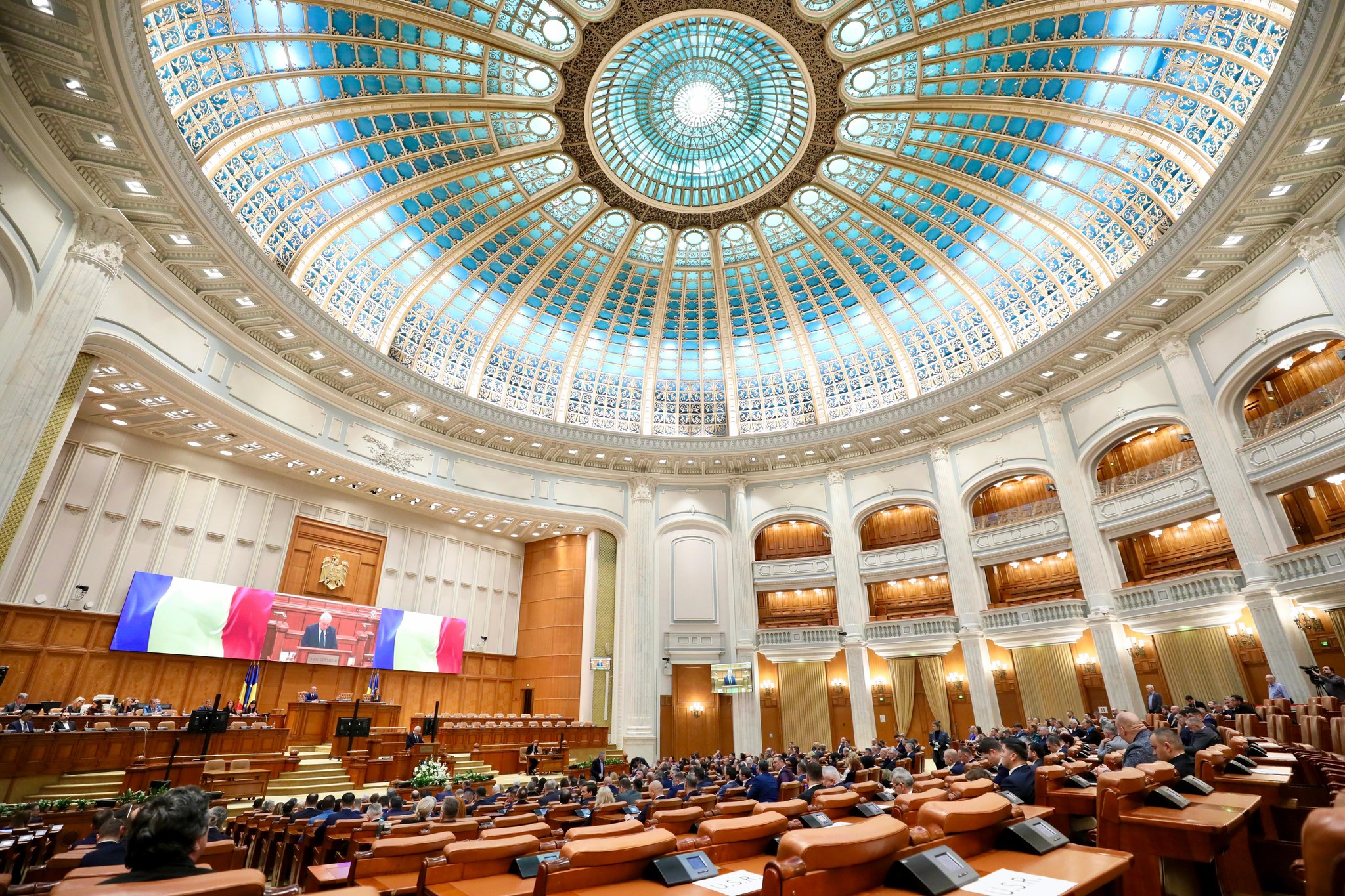 Scrisoare deschisă comună, semnată de Sindicatul Funcţionarilor Publici Parlamentari din Camera Deputaţilor și Sindicatul Funcţionarilor Publici Parlamentari din Senatul României